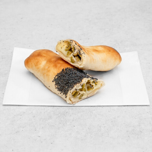 10181153 luna covrigaria stanislawa dubois Food vege mozarella z oliwkami 1x1.jpg