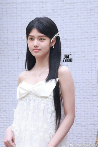 c3d52b2fgy1hrj3ap2w89j20u0190tfy.jpg