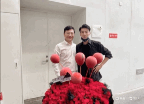 IMB 1bzAfv.gif
