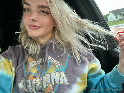 Hoodie weather!! We’ll kinda.jpg