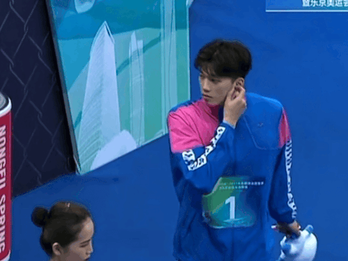 img 17262300574340083JOm9gy1htmcfljzs6g30qo0k04r0.gif