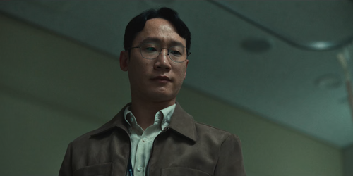 Officer.Black.Belt.2024.720p.WEB DL.x265.10Bit Pahe.in.mkv snapshot 01.17.03.369.png
