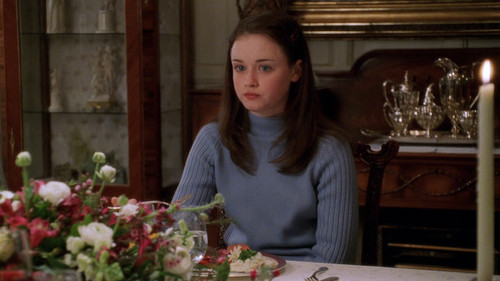 Gilmore Girls S01E01 1080p WEB DL DD+ 2.0 x264 TrollHD.mkv 20240913 215047.751.jpg