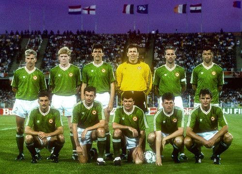 Ireland 1990 Home (MOD).jpg