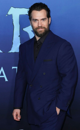 rs 634x1024 221216074418 634 Henry Cavill LT 121622 shutterstock editorial 13661900dv.jpg