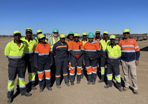 GWpQs6SXgAA u l?format=jpg.jpg