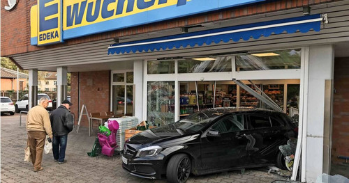 mercedes Edeka.jpg