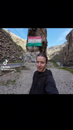 1esoLYQIvRFz KmI.jpg