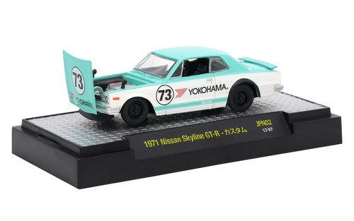 Машинка M2 Machines Nissan Skyline GT R 2017 Auto Japan #73 Yokohama JPN02 17 97 2.jpg