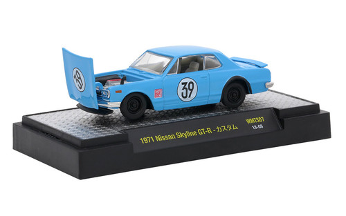 Машинка M2 Machines 1971 Nissan Skyline GT R 2018 Auto Japan Wallmart #39 WMTS07 18 08 2.jpg