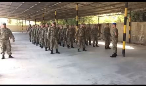 g 6 uXhY668RVGdM.jpg