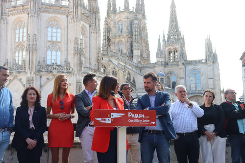 GWpXfCVXIAAPtE ?format=jpg.jpg