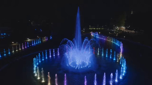 0p6KlKimQb cwEyc.jpg