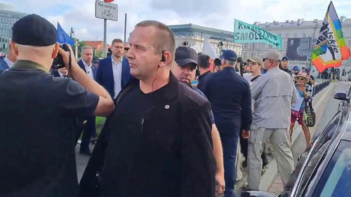 uLY7G 1SjJDDh4Eh.jpg