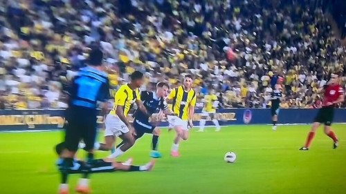 rqi gwKJ R6f2onJ.jpg