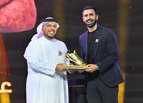 GUpT2s XwAAQ3Ur?format=jpg.jpg