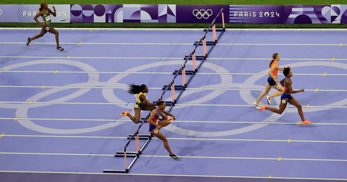 GUn7p8oWcAAm De?format=jpg.jpg