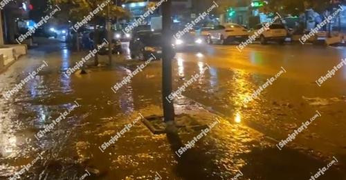 7886988848642137860?url=https%3A%2F%2Fshqiptarja.com%2Fuploads%2F780x440%2F1728153081 vlore.jpg&fb o.jpg