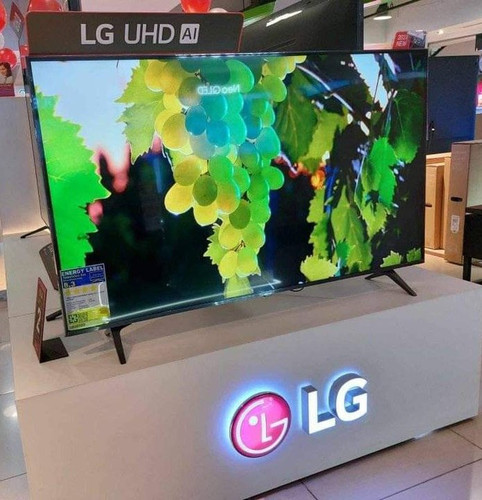 43UT8000.jpg