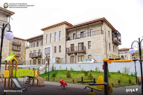 462145886 956302523192694 4357666818879882857 n.jpg?stp=dst jpg p526x395& nc cat=107&ccb=1 7& nc sid.jpg