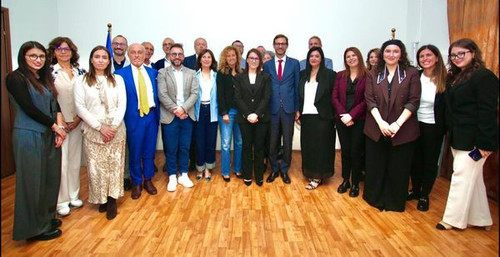 461956680 1063827839076093 5694887946620873377 n.jpg?stp=dst jpg s600x600& nc cat=102&ccb=1 7& nc si.jpg