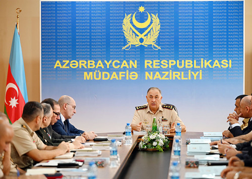 GZJJ 1QXYAAI1ag?format=jpg.jpg