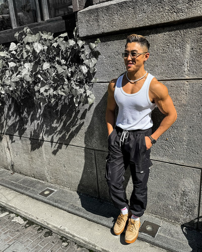 Photo by 𝐒𝐇𝐎𝐓𝐀 𝐇𝐀𝐆𝐈𝐍𝐎 (萩野　翔太) on September 05, 2024. Có thể là hình ảnh về 1 người, bắp tay, đang tậ.jpg