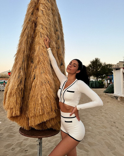 TIGHTSHORTS assrt192@wiskiiactive @wiskiigirls