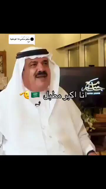 7xqENUxF2BvQr6FD.jpg