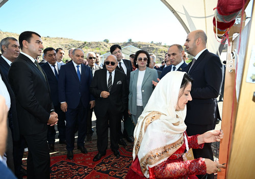 GZRqo zWoAAH8l5?format=jpg.jpg