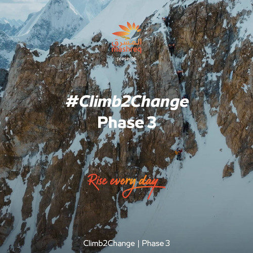 BdUWVN YNAPBI 8l.jpg