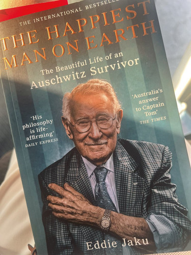 GZWH fUWwAAKn9Q?format=jpg.jpg