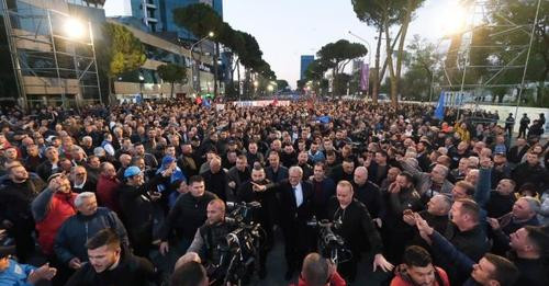 3132939808403371550?url=https%3A%2F%2Fgazetashqiptare.al%2Fwp content%2Fuploads%2F2022%2F12%2Fberish.jpg