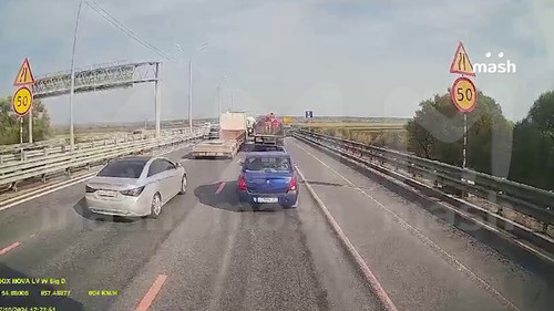 MJ v4RdFnWtVrhNv.jpg