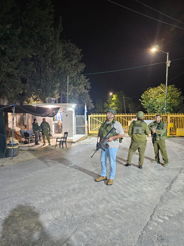 GZSepJwaEAAJ b ?format=jpg.jpg