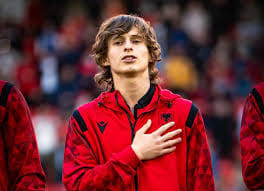 462468979 547383824331734 3967215471122845061 n.jpg? nc cat=107&ccb=1 7& nc sid=833d8c& nc ohc=VxiH0.jpg