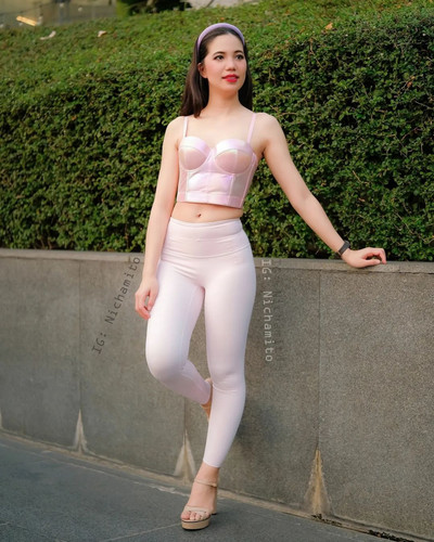 asian768leggins