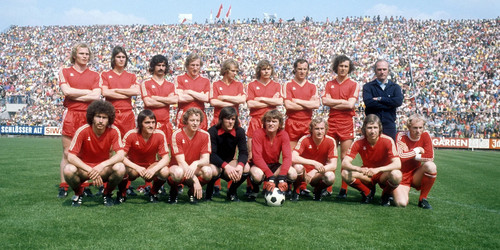 Bayern 1973 Squad.jpg