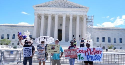 8209416099774569036?url=https%3A%2F%2Fgdb.voanews.com%2F01000000 0aff 0242 9d84 08dca1cadac4 w1200 r.jpg