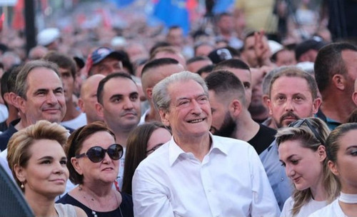 450918894 1168108214686863 1469751112896303336 n.jpg?stp=dst jpg p843x403& nc cat=100&ccb=1 7& nc si.jpg