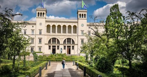 12754865756749624101?url=https%3A%2F%2Fberliner zeitung.imgix.net%2F2024%2F07%2F12%2F05c9b9a2 2b2b 4.jpg