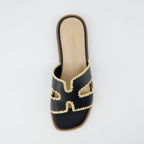 VOYAGE BLACK WN 6.jpg