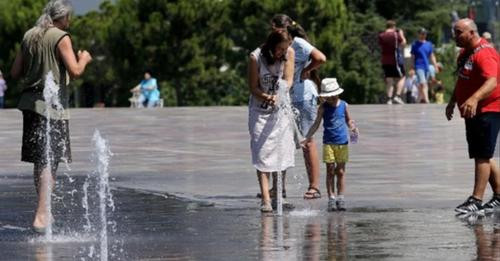 7842510989529493030?url=https%3A%2F%2Fshqiptarja.com%2Fuploads%2F780x440%2F1717911794 moti.jpg&fb ob.jpg