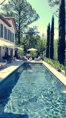 louispietsch 36677 french pool design ar 916 05e9f143 9500 43cd 8ad8 2de1755d90a9 1 ergebnis.png