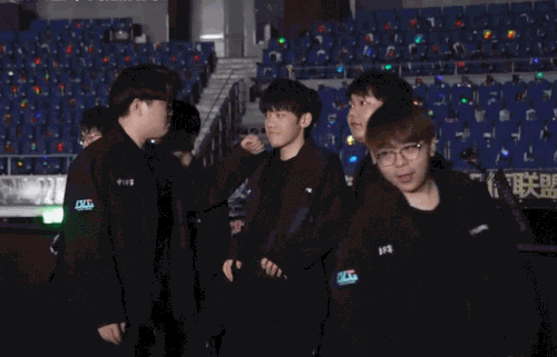 img 1720696753806008CAXqely1hrk1hlssmjg30zb0mnx72.gif