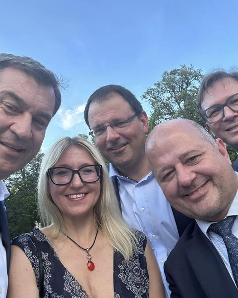 450453547 1039580724197115 621307184261788182 n.jpg?stp=cp6 dst jpg p480x480& nc cat=103&ccb=1 7& nc.jpg