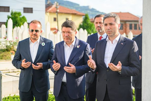 450962972 1027273498768674 5115508982343925658 n.jpg?stp=dst jpg p526x395& nc cat=106&ccb=1 7& nc si.jpg