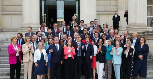 450611166 466082326137598 371902891663504377 n.jpg?stp=c0.5x0.5f dst jpg flffffff p500x261 q75& nc c.jpg