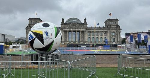 450528388 1022176316034812 4904767134645950686 n.jpg?stp=c0.5x0.5f dst jpg flffffff p500x261 q75& nc.jpg