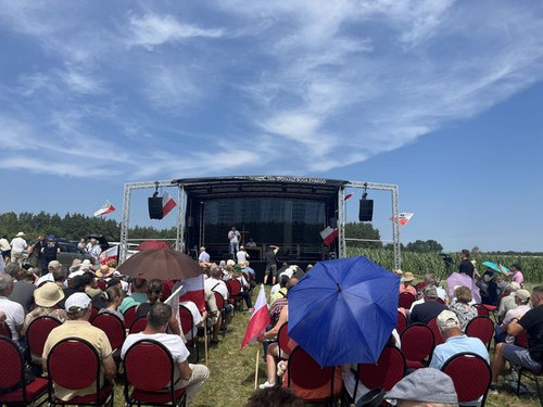 450527503 944209440725151 8777320983705770572 n.jpg?stp=cp6 dst jpg s600x600& nc cat=100&ccb=1 7& nc.jpg